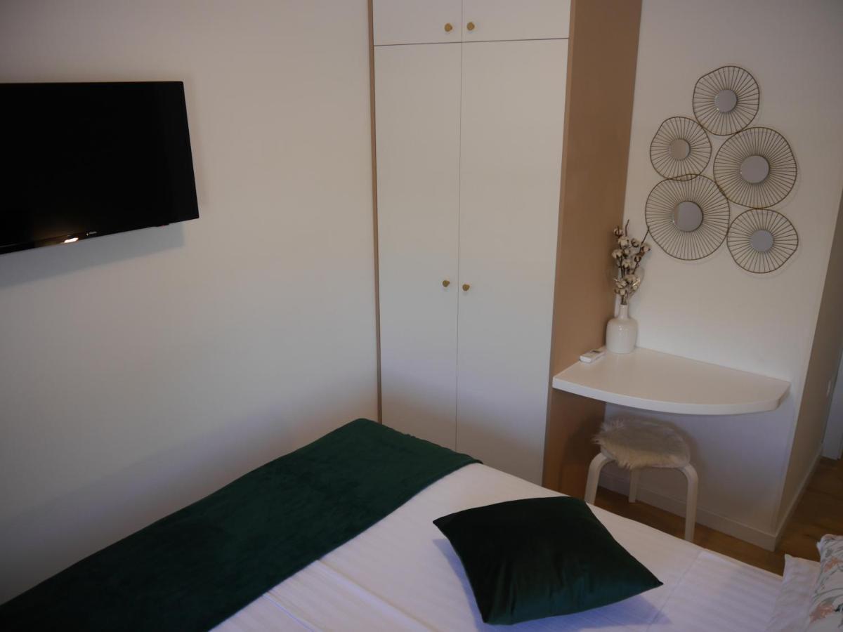 Apartment "Mon Ami" Traù Esterno foto