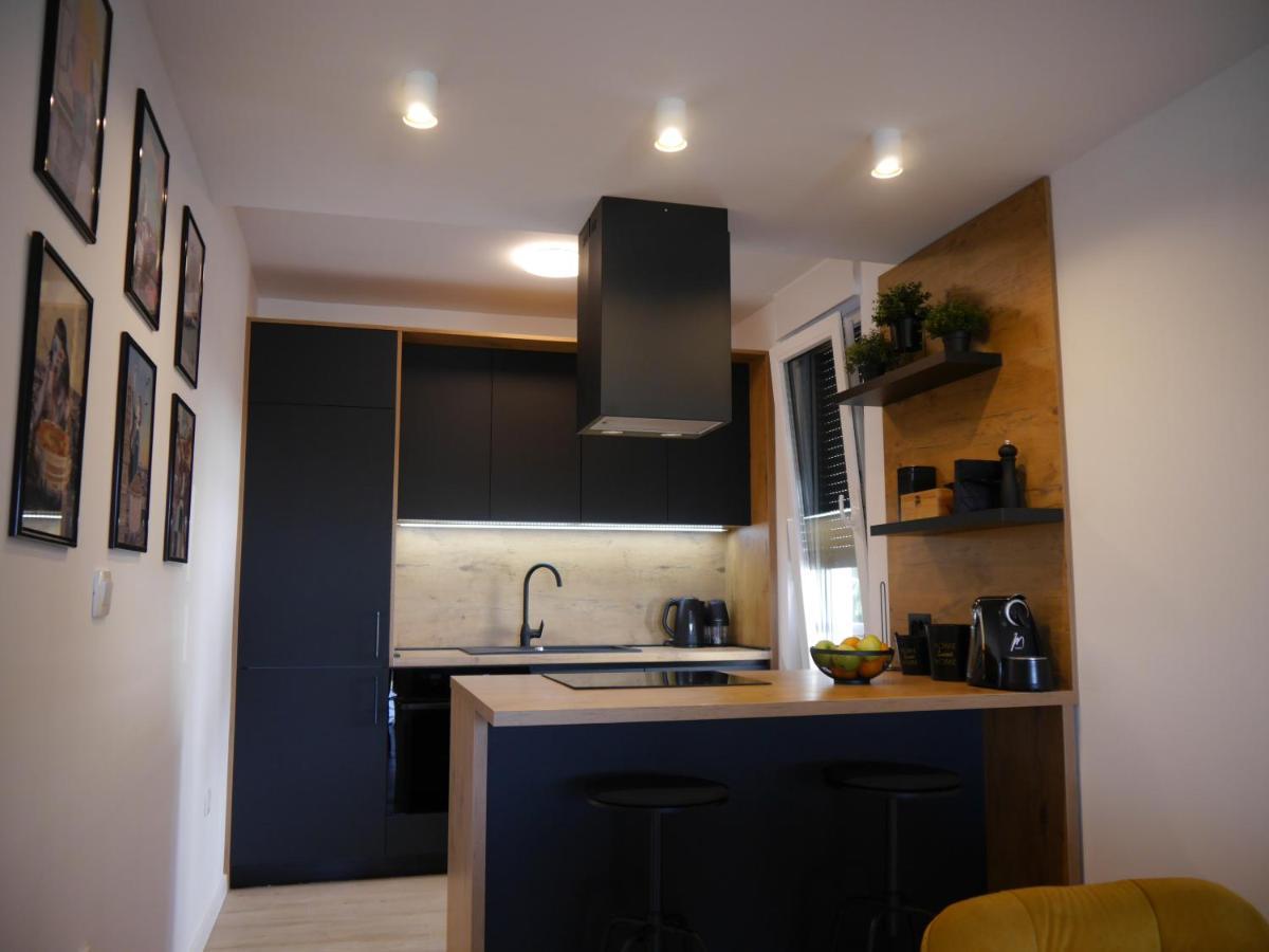 Apartment "Mon Ami" Traù Esterno foto