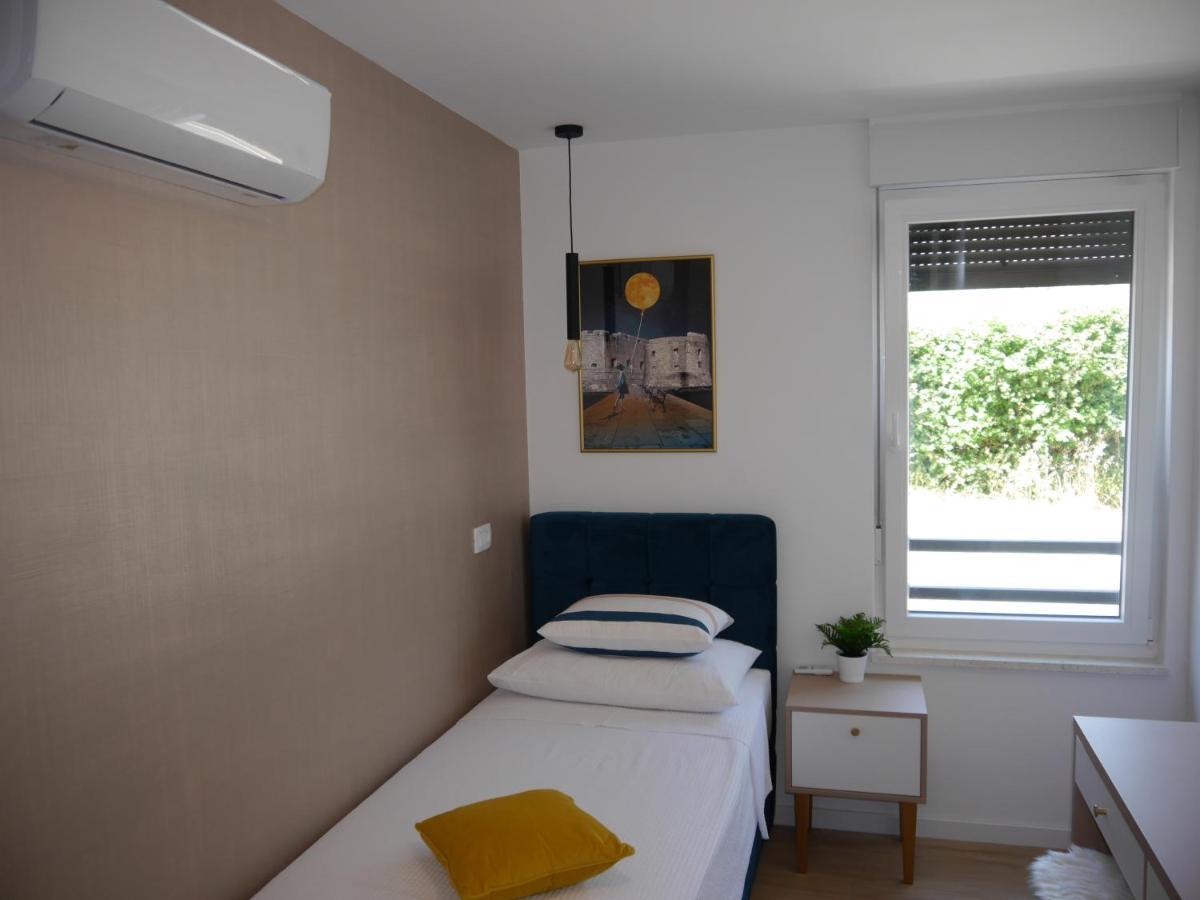 Apartment "Mon Ami" Traù Esterno foto